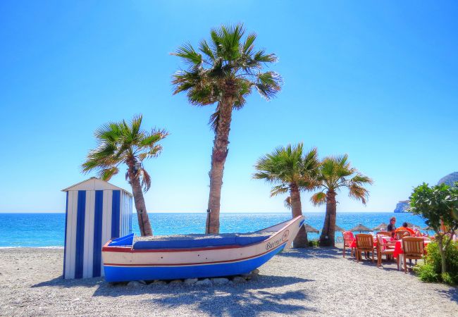 Apartment in La Herradura - 2 bed ap. next to beach with communal pool and lovely views Apartment in La Herradura - 2 bed ap. next to beach with communal pool and lovely views