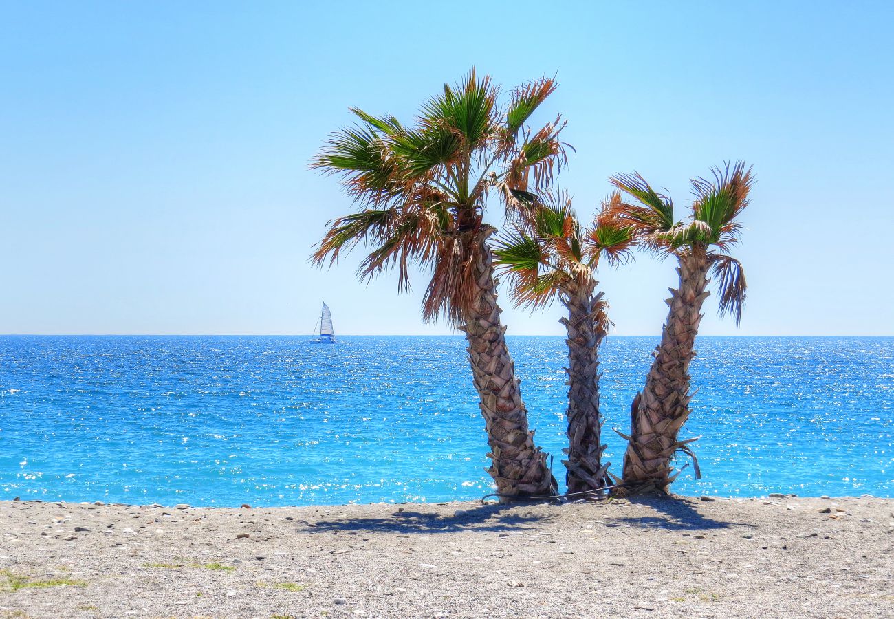 Apartment in La Herradura - 2 bed ap. next to beach with communal pool and lovely views