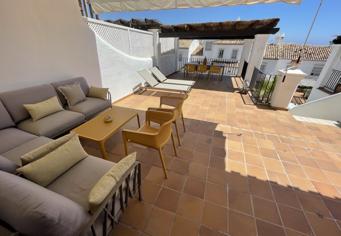 House in La Herradura - Pretty 3 bed house with views of the Marina