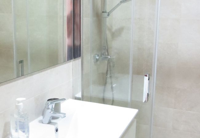 Apartment in La Herradura - 2 bedroom apartment next to the sea with great views and communal pool Apartment in La Herradura - 2 bedroom apartment next to the sea with great views and communal pool