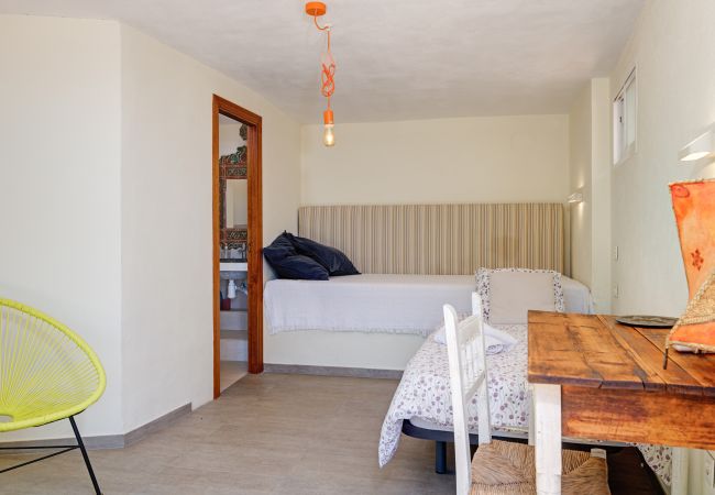 Villa in La Herradura - Fabulous 4 bedroom villa with private pool and amazing views of the bay Villa in La Herradura - Fabulous 4 bedroom villa with private pool and amazing views of the bay