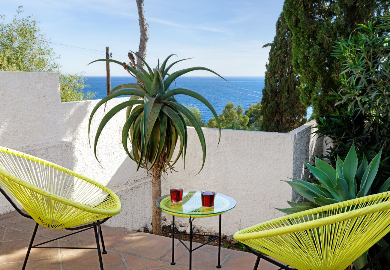 Villa in La Herradura - Fabulous 4 bedroom villa with private pool and amazing views of the bay