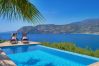 Villa in La Herradura - Fabulous 4 bedroom villa with private pool and amazing views of the bay Villa in La Herradura - Fabulous 4 bedroom villa with private pool and amazing views of the bay
