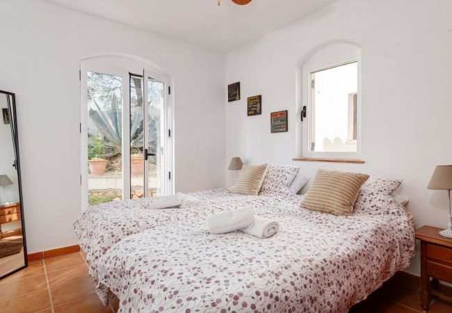 Villa in Almuñecar - Lovely 3 bedroom villa with private pool and lovely views Villa in Almuñecar - Lovely 3 bedroom villa with private pool and lovely views