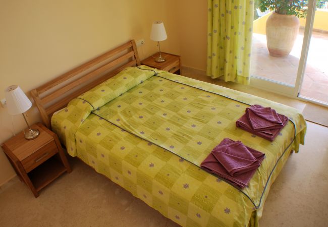 Villa in La Herradura - Lovely 3 bedroom house with stunning views and private pool Villa in La Herradura - Lovely 3 bedroom house with stunning views and private pool