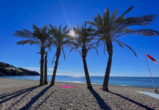 Villa in La Herradura - Lovely 6 bedroom traditional Spanish House with stunning views and private heated pool Villa in La Herradura - Lovely 6 bedroom traditional Spanish House with stunning views and private heated pool