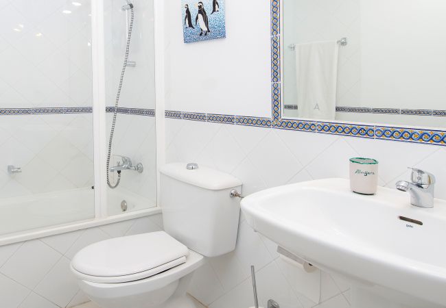Villa in La Herradura - Amazing luxury 7 bed villa on cliff over sea with private pool, sauna and jacuzzi Villa in La Herradura - Amazing luxury 7 bed villa on cliff over sea with private pool, sauna and jacuzzi