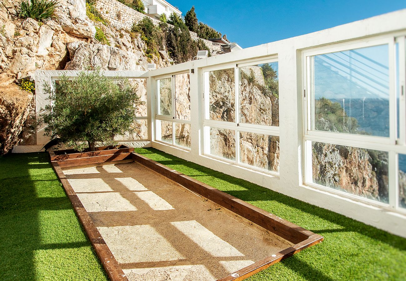 Villa in La Herradura - Amazing luxury 7 bed villa on cliff over sea with private pool, sauna and jacuzzi