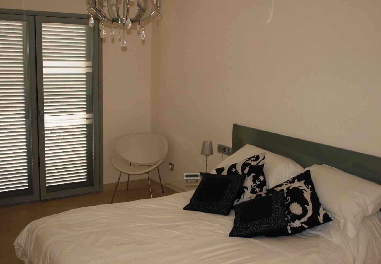 Villa in La Herradura - Beautiful 3 bed villa with views and heated pool
