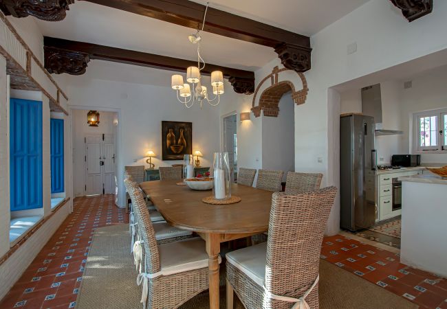 Villa in Almuñecar - Amazing 6 bed villa with private pool and views Villa in Almuñecar - Amazing 6 bed villa with private pool and views