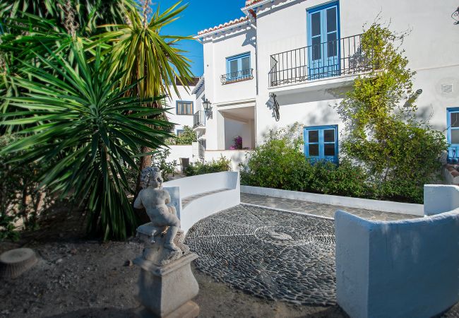 Villa in Almuñecar - Amazing 6 bed villa with private pool and views