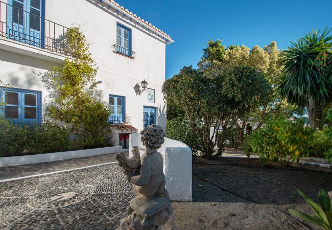 Villa in Almuñecar - Amazing 6 bed villa with private pool and views Villa in Almuñecar - Amazing 6 bed villa with private pool and views