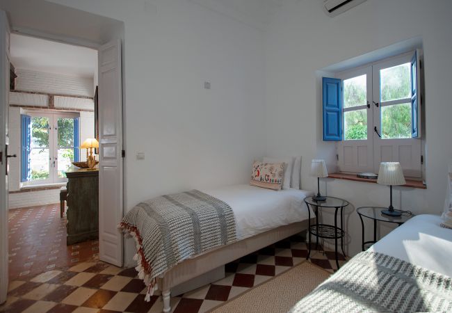 Villa in Almuñecar - Amazing 6 bed villa with private pool and views Villa in Almuñecar - Amazing 6 bed villa with private pool and views