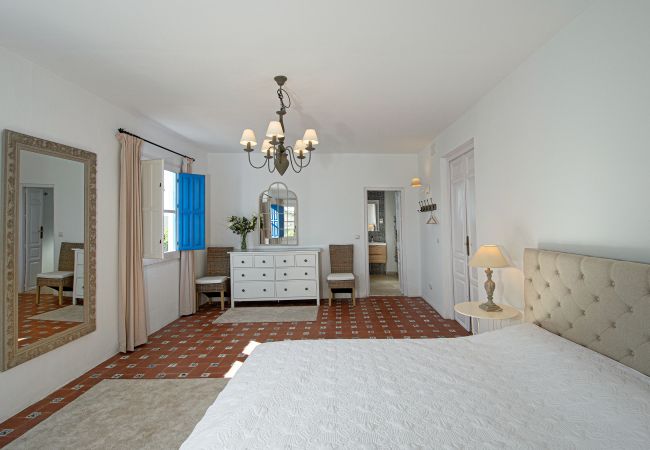Villa in Almuñecar - Amazing 6 bed villa with private pool and views Villa in Almuñecar - Amazing 6 bed villa with private pool and views