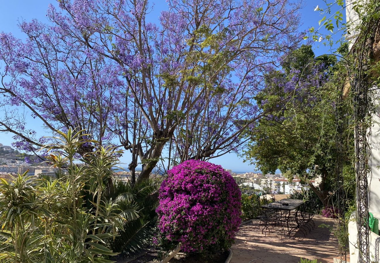 Villa in Almuñecar - Amazing 6 bed villa with private pool and views