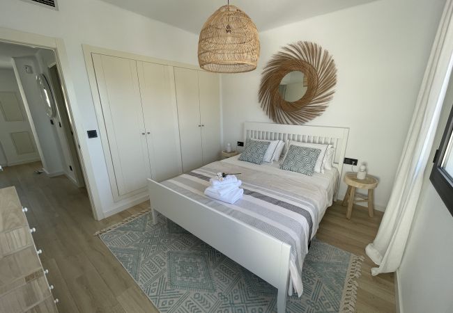 House in La Herradura - Stunning 3 bedroom house with communal pool and views House in La Herradura - Stunning 3 bedroom house with communal pool and views