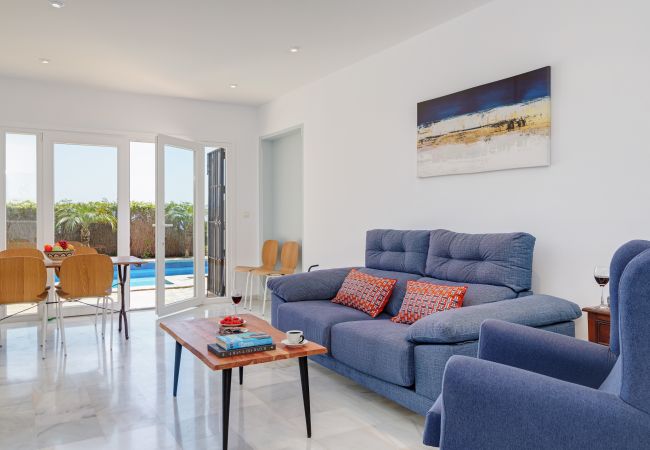 Villa in La Herradura - Casa Calabaza Villa in La Herradura - Casa Calabaza