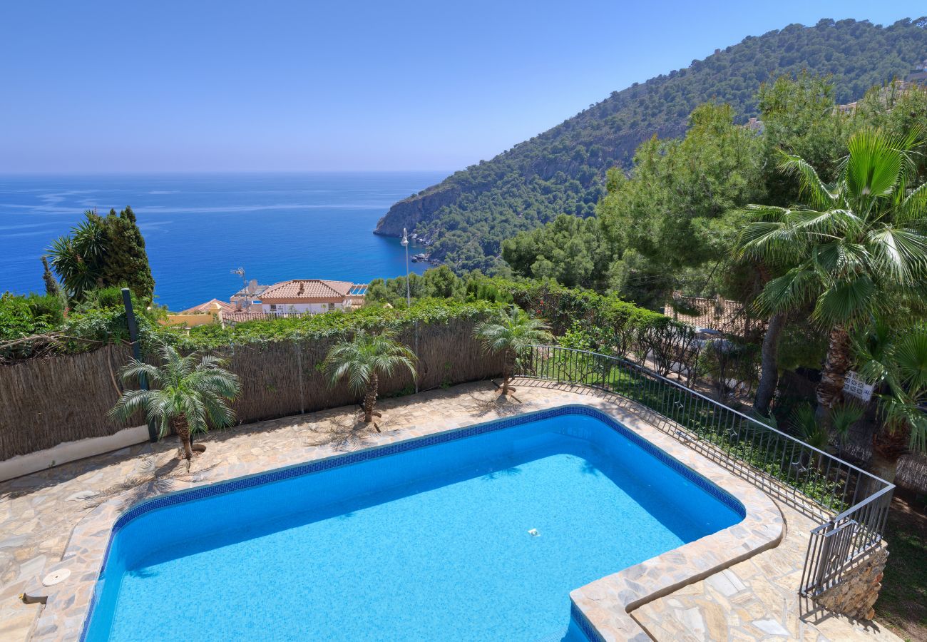 Villa in La Herradura - Casa Calabaza