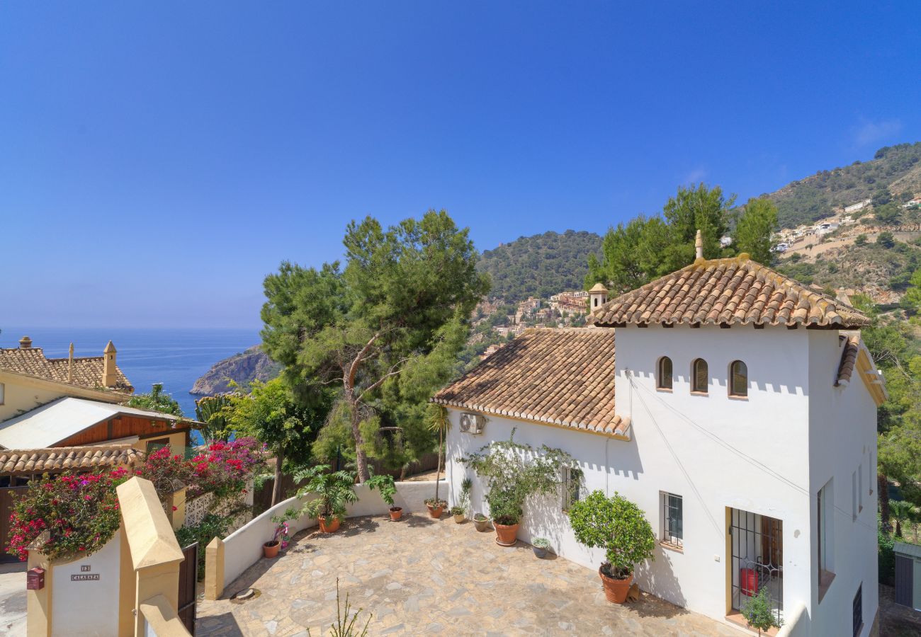 Villa in La Herradura - Casa Calabaza