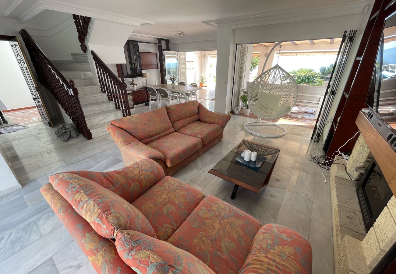 Villa in La Herradura - Marina Azul