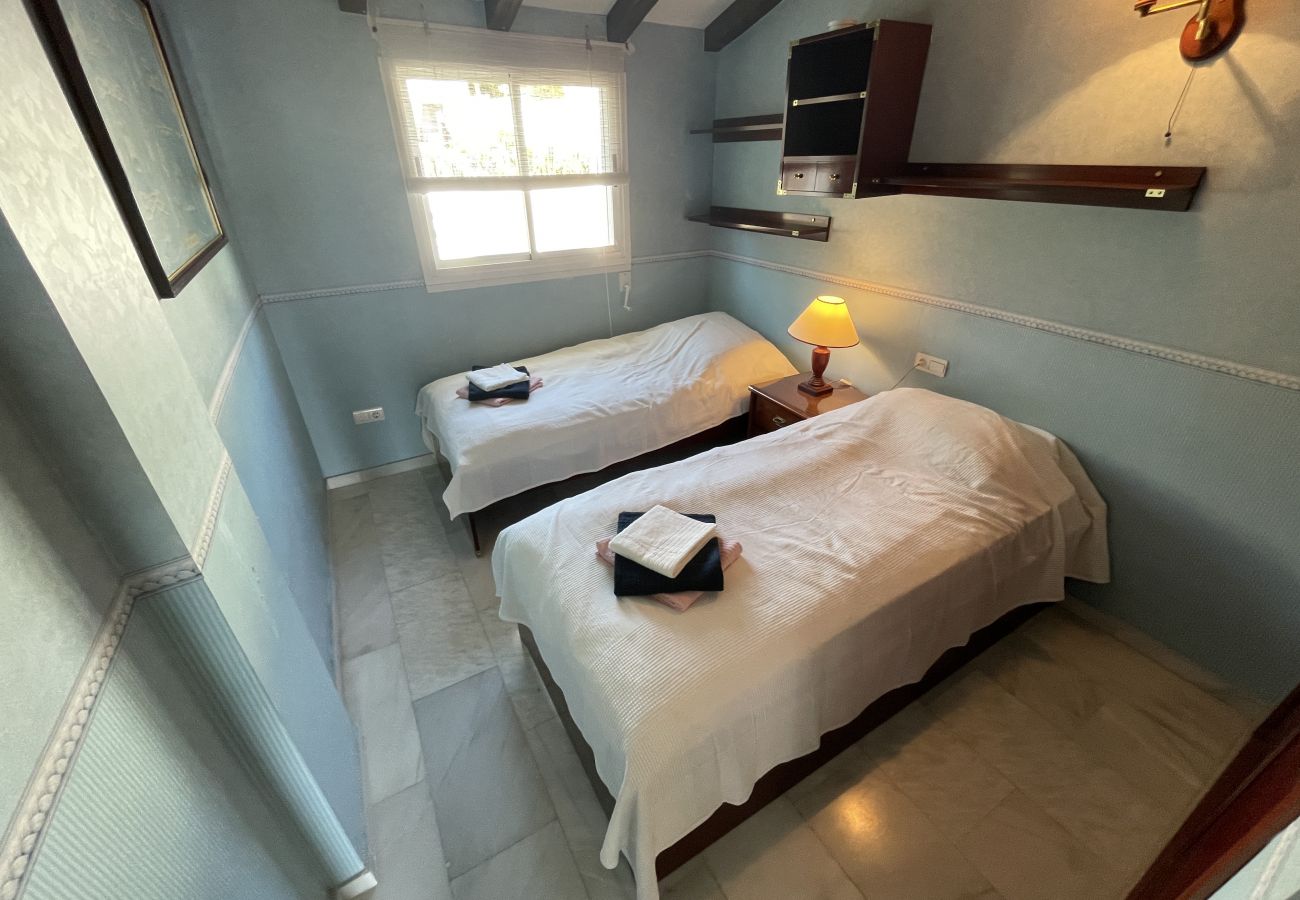Villa in La Herradura - Marina Azul