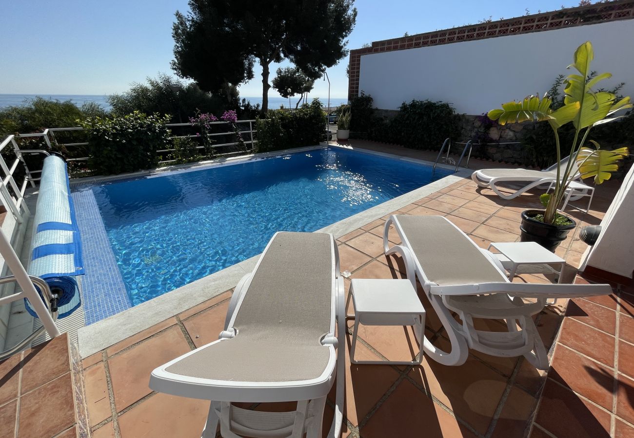 Villa in La Herradura - Marina Azul