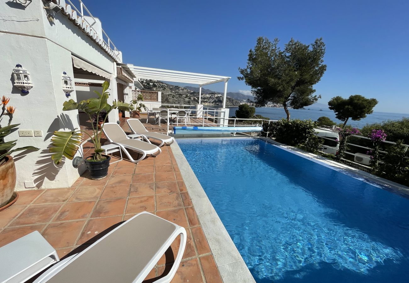 Villa in La Herradura - Marina Azul