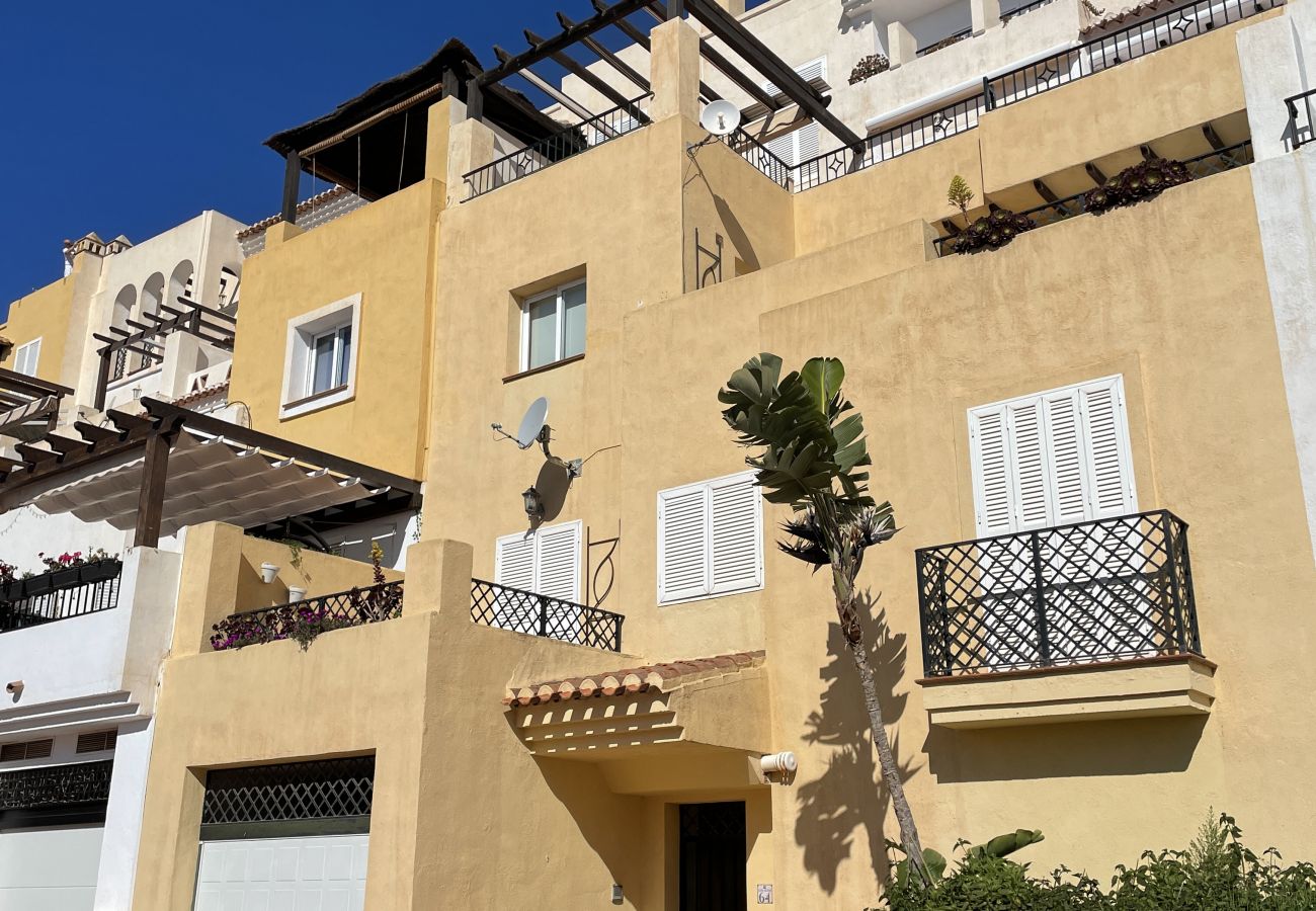 House in La Herradura - Lovely three bedroom house with communal pool and views