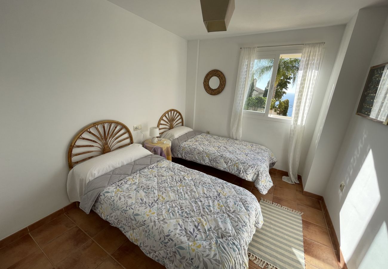 House in La Herradura - Lovely three bedroom house with communal pool and views