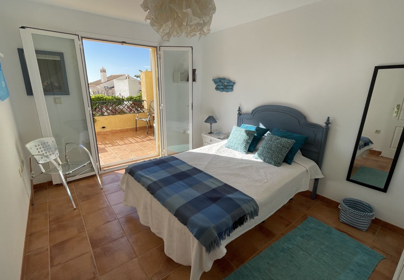 House in La Herradura - Lovely three bedroom house with communal pool and views