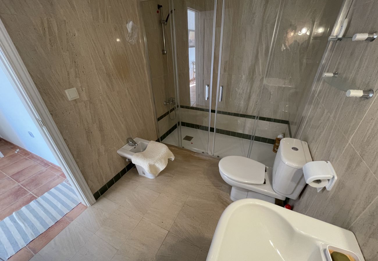 House in La Herradura - Lovely three bedroom house with communal pool and views