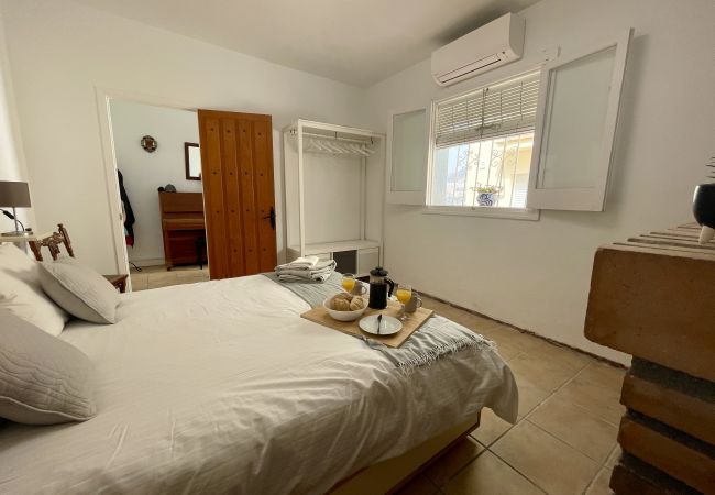 Villa in La Herradura - Fab 4 bed villa in the heart of the village Villa in La Herradura - Fab 4 bed villa in the heart of the village