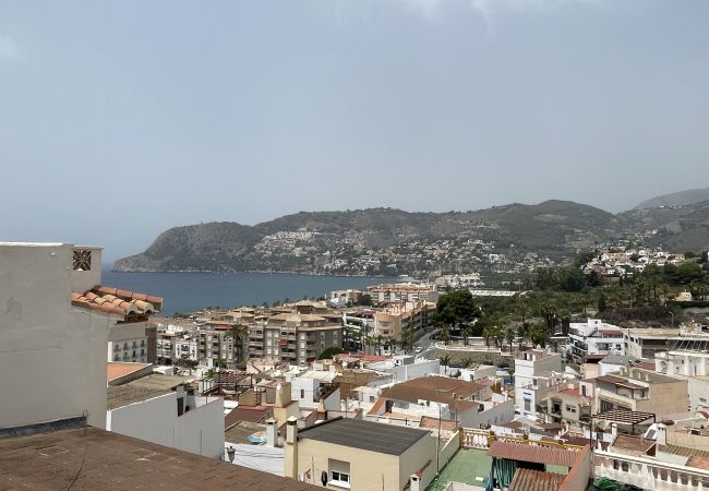 Villa in La Herradura - Fab 4 bed villa in the heart of the village Villa in La Herradura - Fab 4 bed villa in the heart of the village
