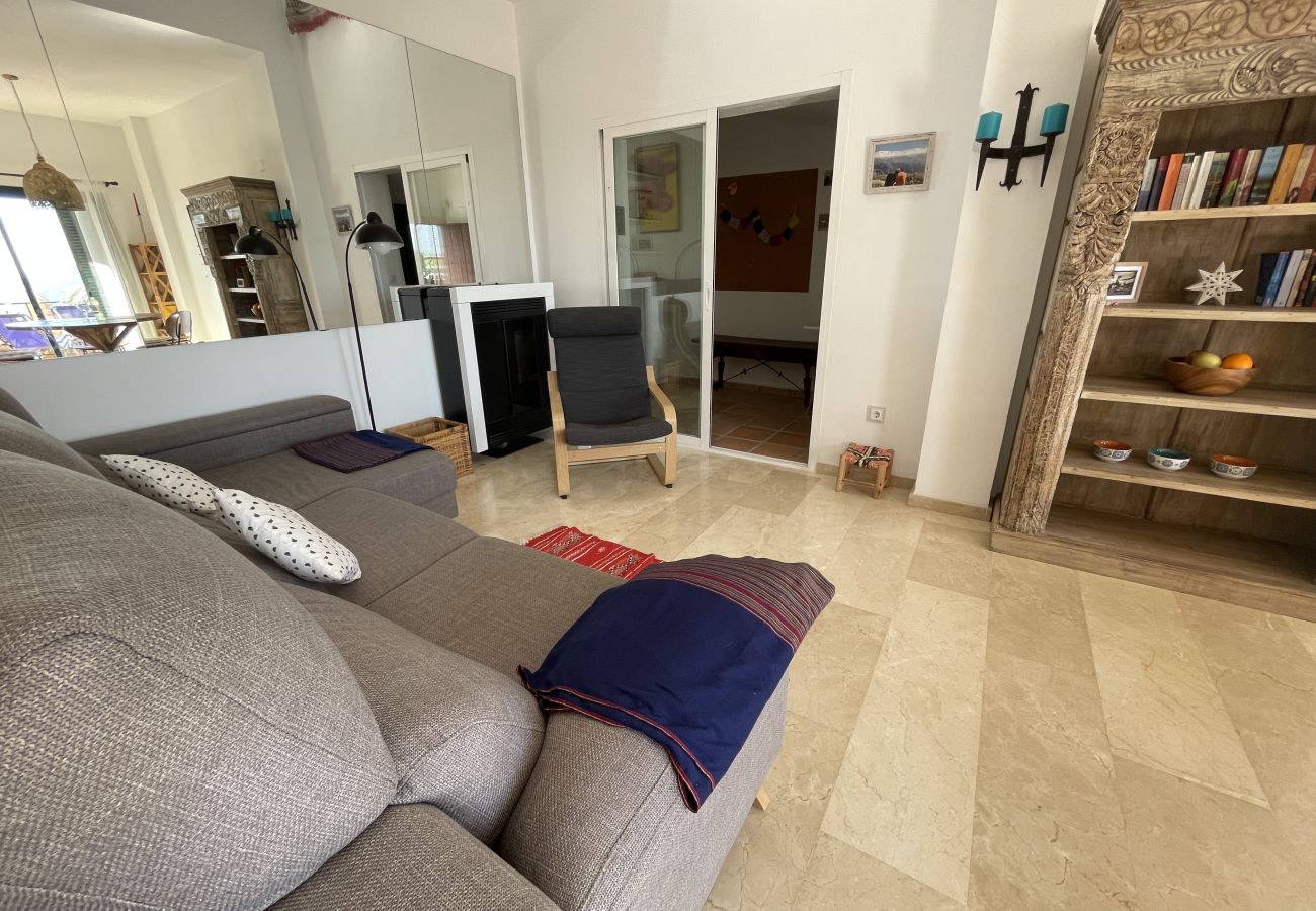 House in La Herradura - Comfortable 3 bed house in pretty urbanisation