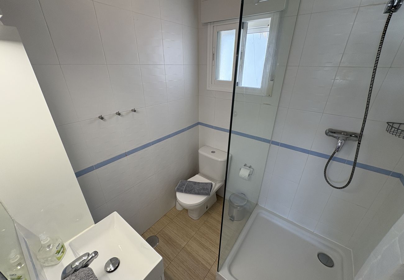 Apartment in La Herradura - Lovely 2 bed apartment within walking distance to the beach and town