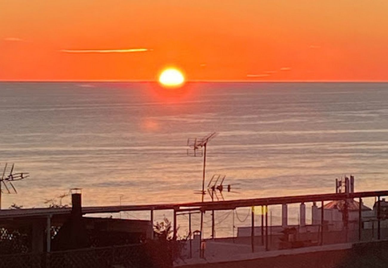 Apartment in La Herradura - Lovely 2 bed apartment within walking distance to the beach and town