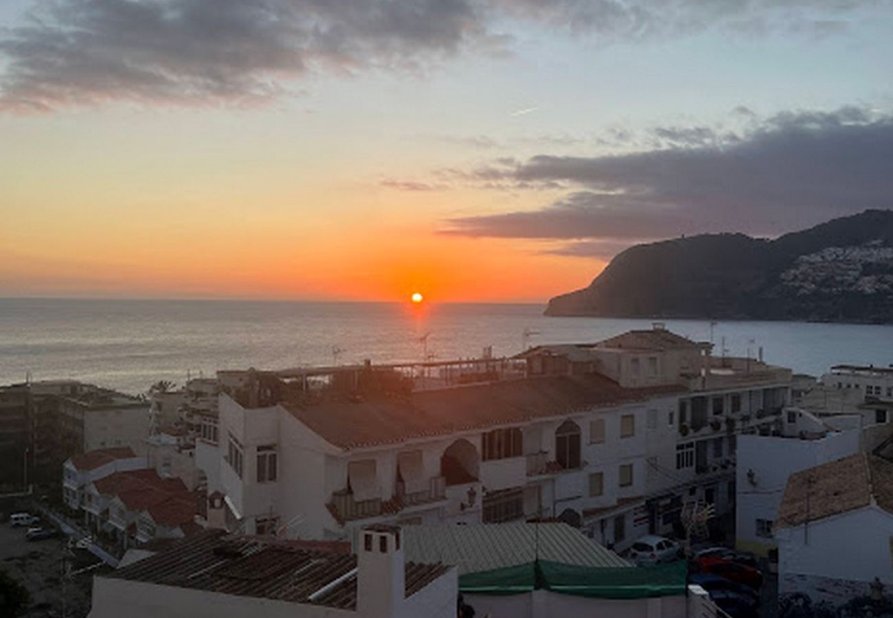 Apartment in La Herradura - Lovely 2 bed apartment within walking distance to the beach and town