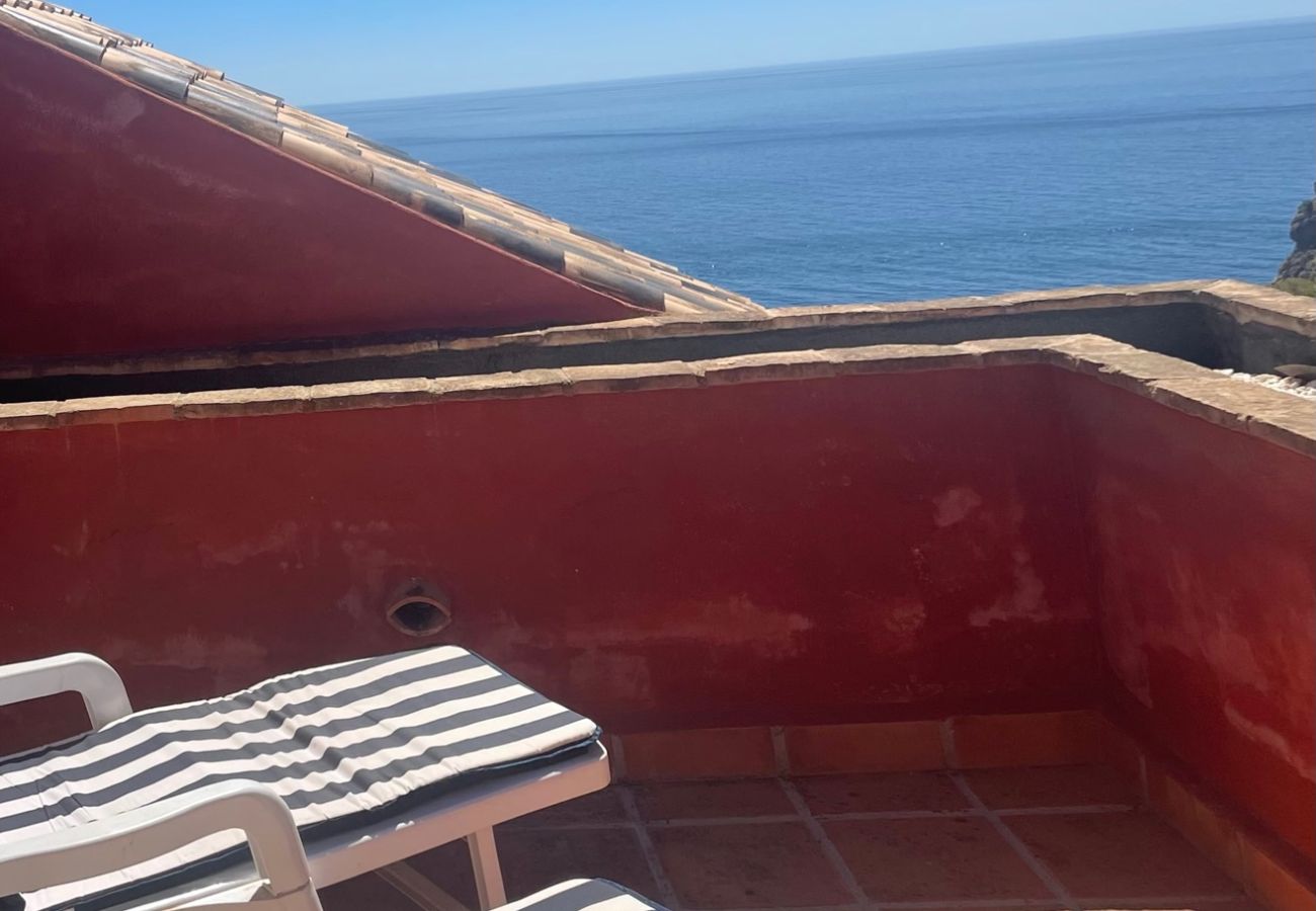 House in La Herradura - Lovely Four Bedroom Townhouse with great Sea Views