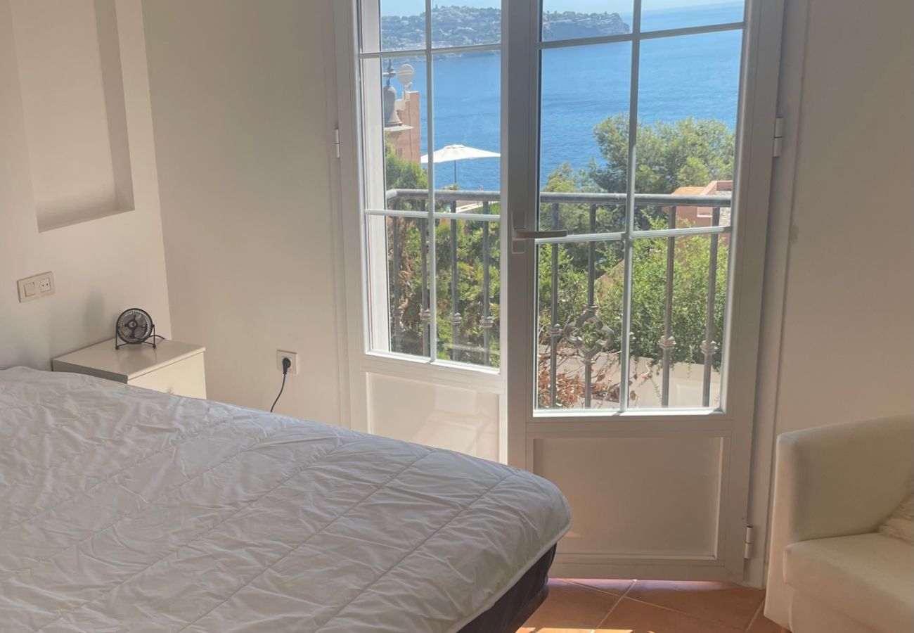 House in La Herradura - Lovely Four Bedroom Townhouse with great Sea Views